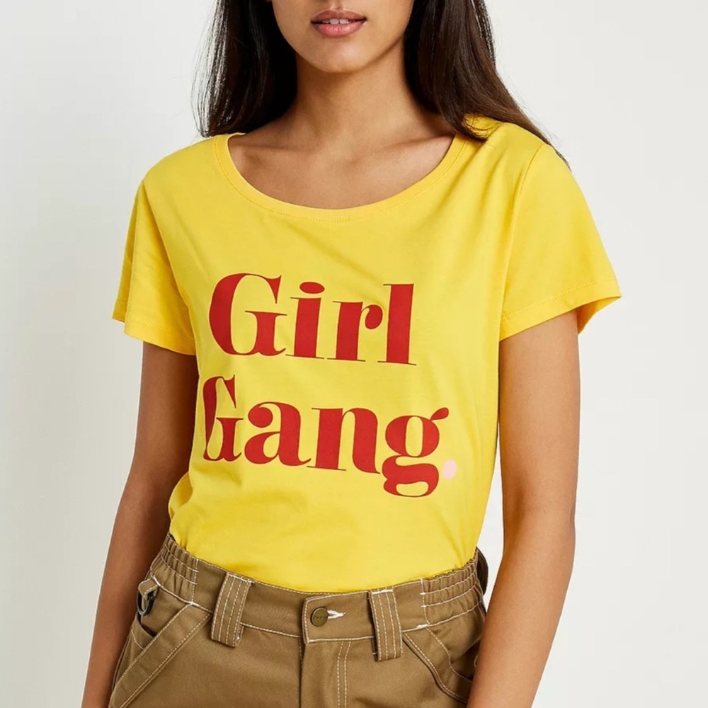 Urban Outfitters Yellow Jakke Girl Gang Tee T-Shirt, 100% Cotton, Small US 6 NWT